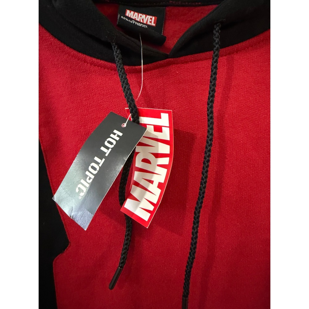 NEW Marvel Deadpool Hot Topic Red Black Hoodie Mens Medium - Picture 2 of 4